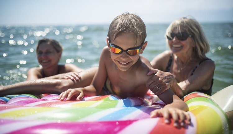 Recreatie op het water met de kinderen