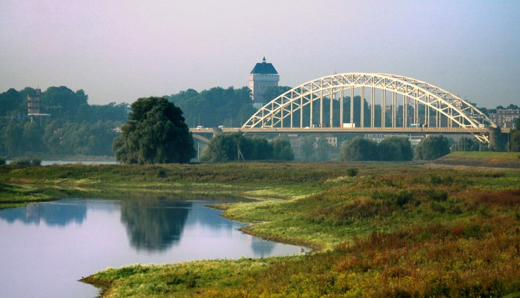 Fietsroute: Waar de Rijn Nederland binnenkomt | PlusOnline