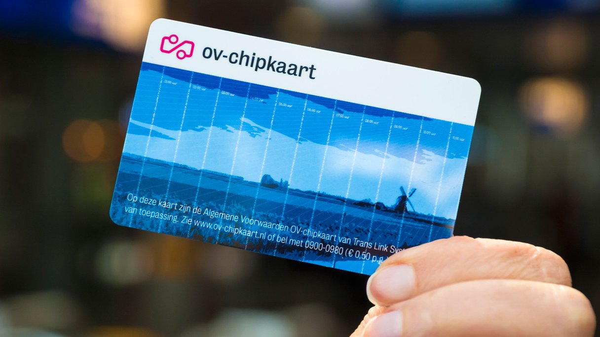 Opladen Ov-chipkaart Bij NS-balie Gaat Geld Kosten | PlusOnline